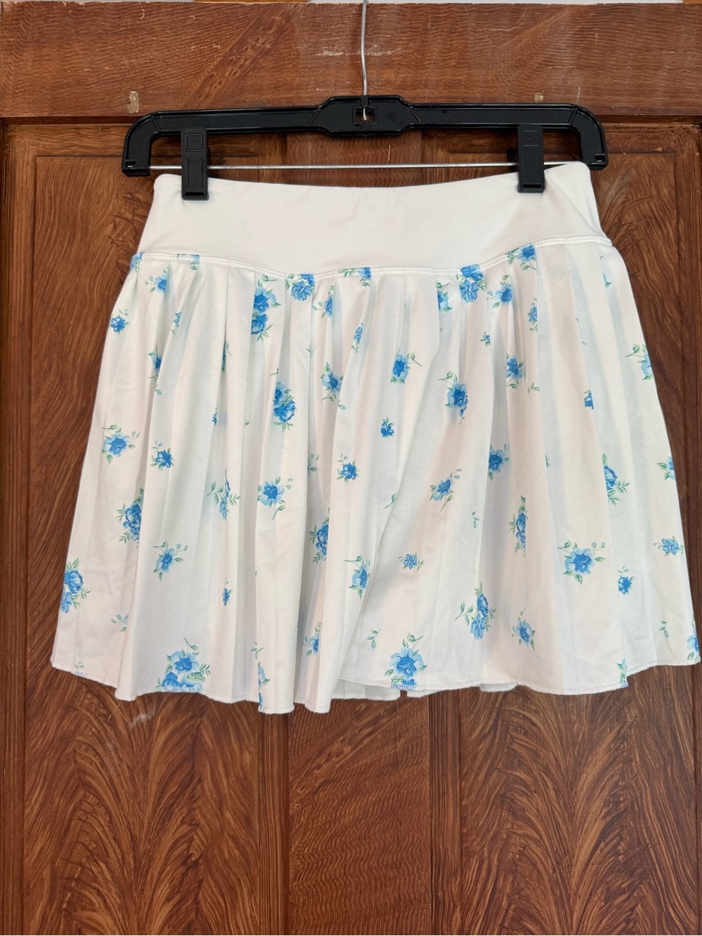 Source Unknown White Mini Skirt with Blue Floral Print